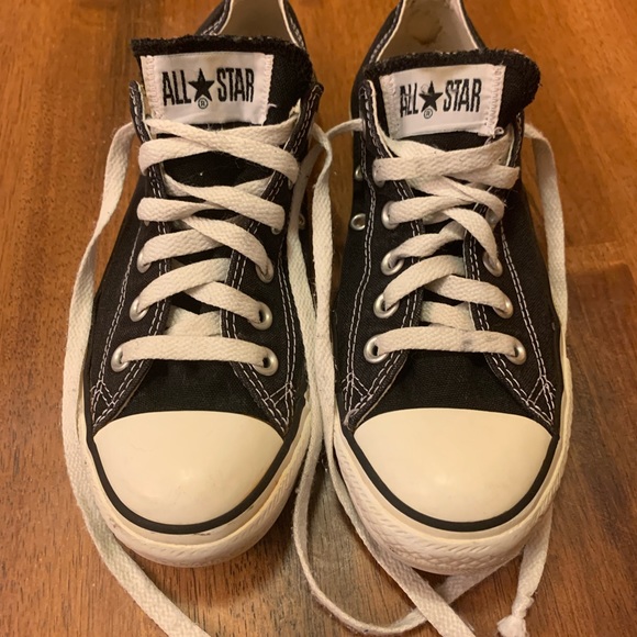 Black converse
